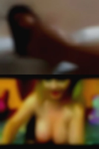Sex nude girl ads at Salem.